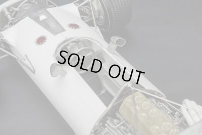 画像12: Model Factory Hiro 【K-828】1/12 HONDA RA301 VerB Fulldetail Kit 