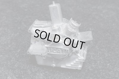 画像10: Model Factory Hiro 【K-743】1/9  750 Imola Racer 1972 Fulldetail Kit