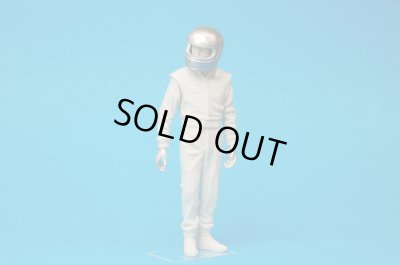 画像6: MFH【P1054】1/20scale F1 Driver Standing Figure TYPE.3