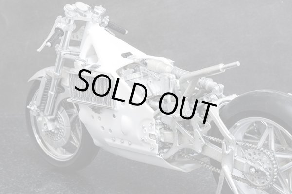画像13: Model Factory Hiro 【K-735】1/9 HONDA NR500 [NR1] Fulldetail Kit